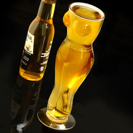 Cadouri pentru iubit - Pahar silueta de dama