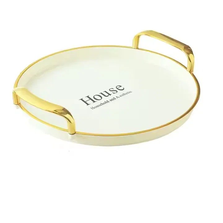 Servire la masa - set-platouri-servire-plastic-transparent-auriu.jpg