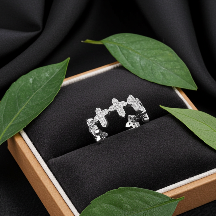 Inel tip cruciulițe înlănțuite, din argint 925, reglabil, decorat cu diamante simulate [4]