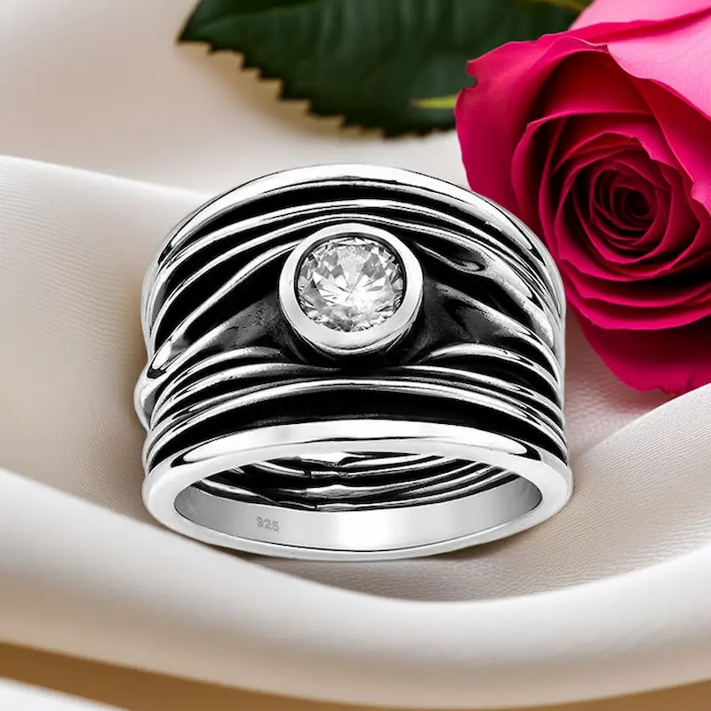 BIJUTERII ARGINT PENTRU BARBATI - Inel Banda din argint Sterling 925 stil oxidat cu diamant simulat