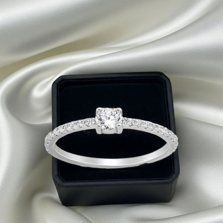 INELE ARGINT CU PIETRE - Inel stil logodna din argint Sterling 925 cu diamante simulate