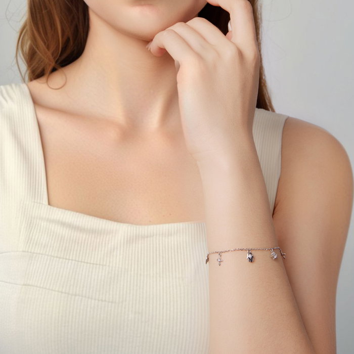 Bratara argint amuleta [4]