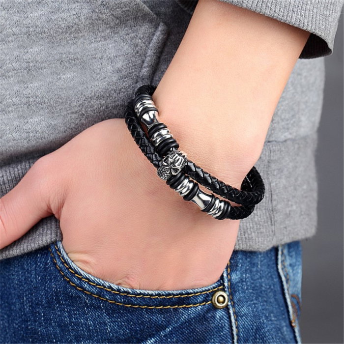 Bratara din piele naturala impletita cu craniu si elemente din inox. [2]