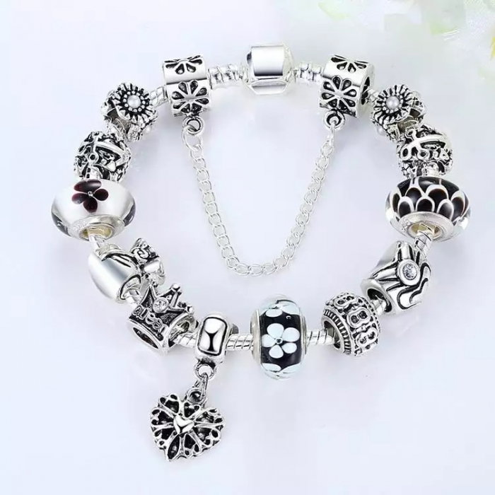 Bratara fantezie BeSpecial BSTF0003 placata cu argint, cu talismane cu motive regale si florale [2]