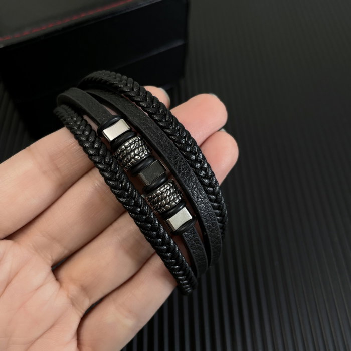 Bratara piele cu elemente din inox [4]