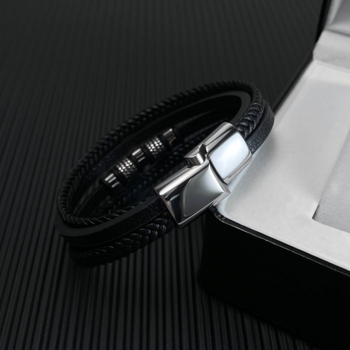 Bratara piele cu elemente din inox [7]