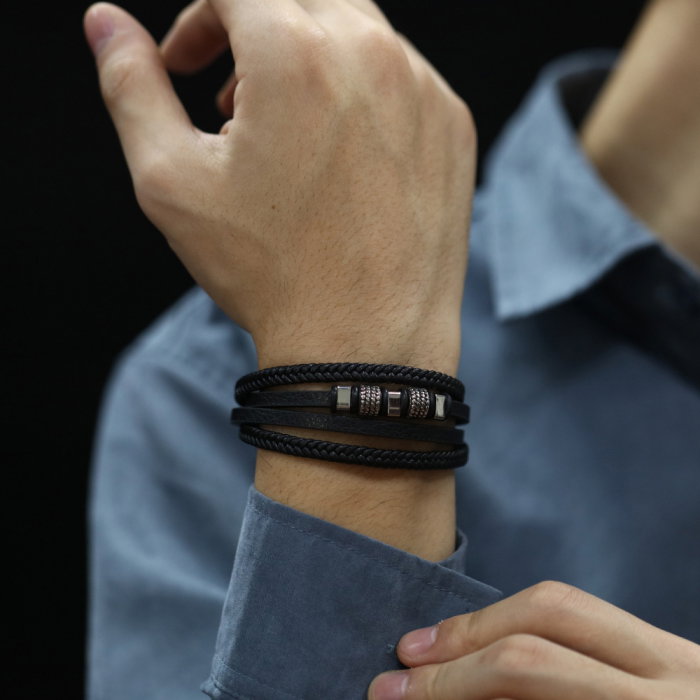 Bratara piele cu elemente din inox [11]