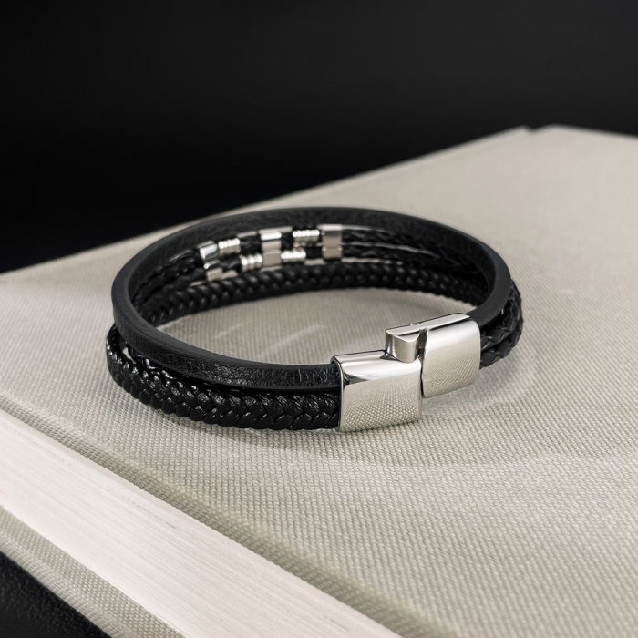 Bratara piele neagra cu detalii metalice din inox – Stil urban masculin [5]