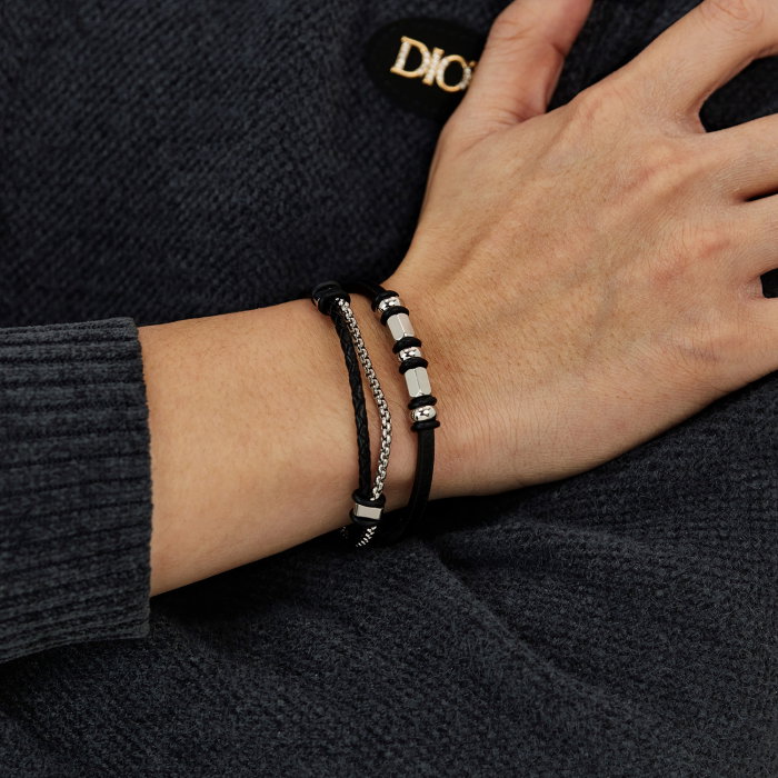 Bratara piele neagra cu lant inox si elemente metalice – Stil modern masculin [12]