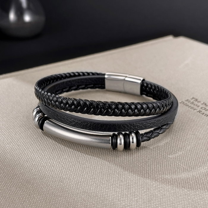 Bratara piele neagra cu placuta inox si detalii metalice – Design rafinat masculin [6]