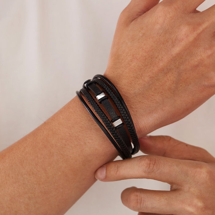 Brățară piele neagră împletită cu multiple fire și detalii din inox [9]