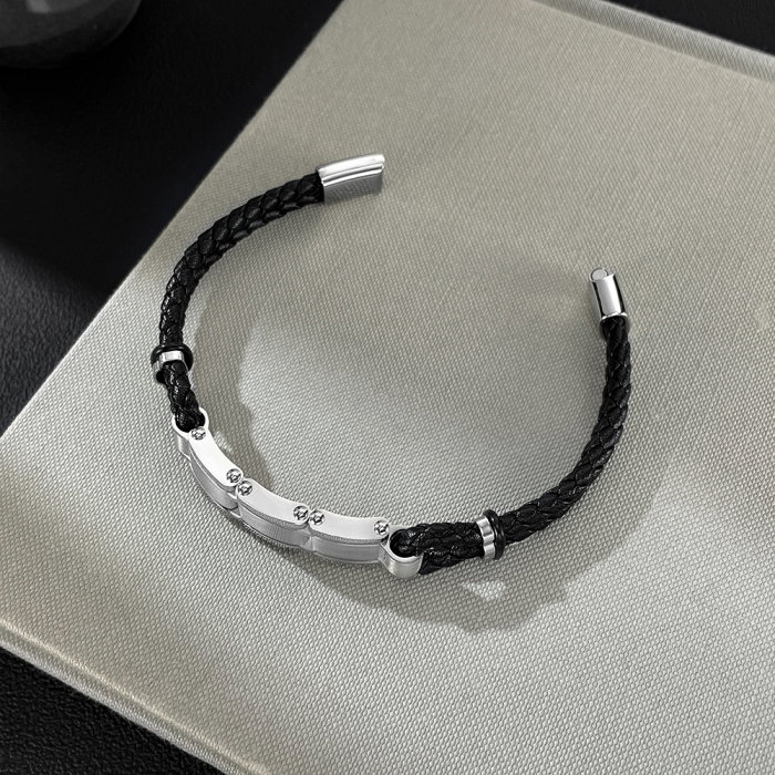 Brățară piele neagră împletită cu segmente metalice din inox – Echilibru între forță și rafinament [14]