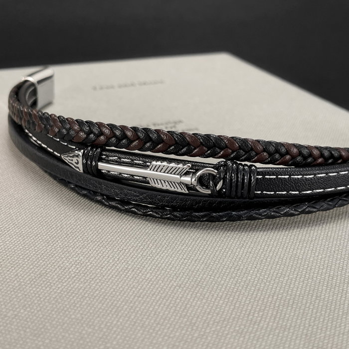 Bratara piele neagra si maro cu sageata din inox – Simbol al directiei si determinarii [5]