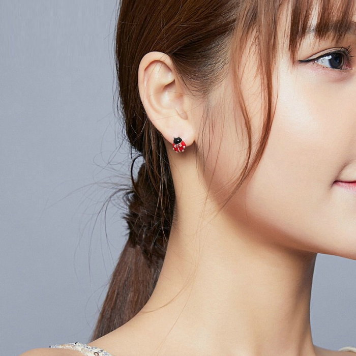 Cercei argint asimetrici floare si gargarita [3]