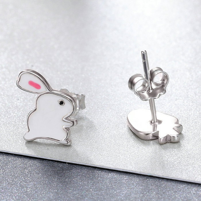 Cercei argint asimetrici Iepuras si Morcov placati cu rodiu [5]