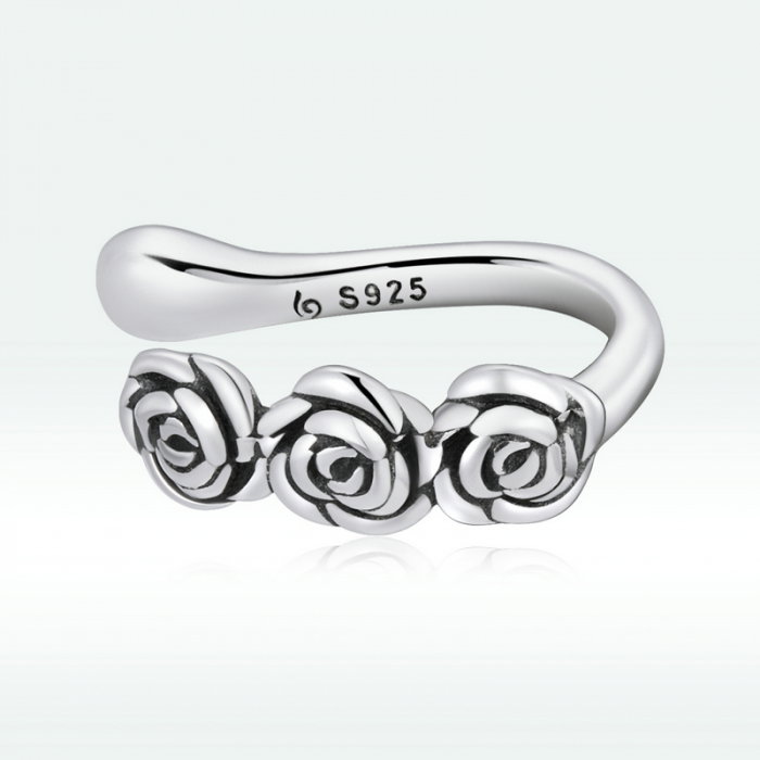 Cercel argint ear cuff cu trandafiri, pe ureche [9]
