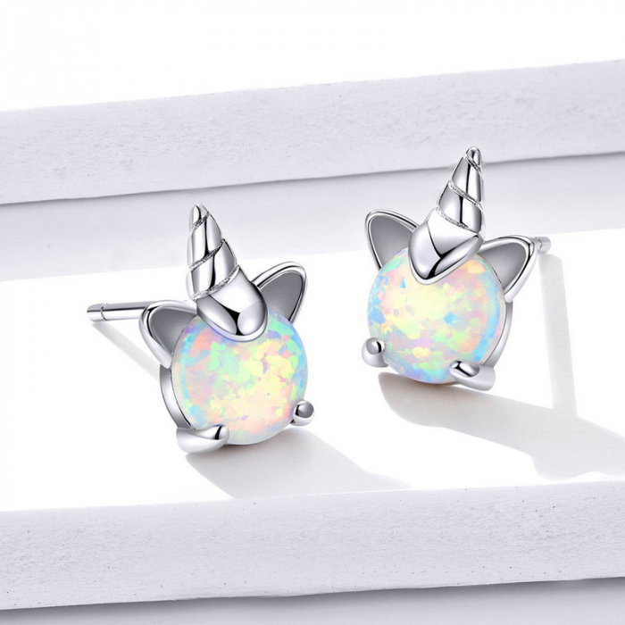 Cercei argint cu unicorn si opal [2]