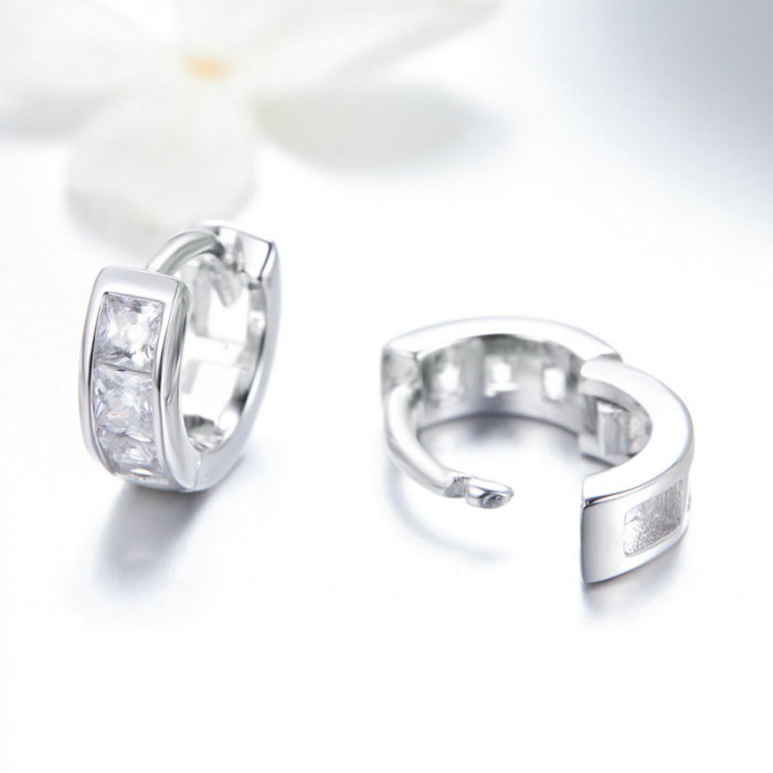 Cercei argint hoop eleganti cu zirconii patrate placati cu rodiu [4]