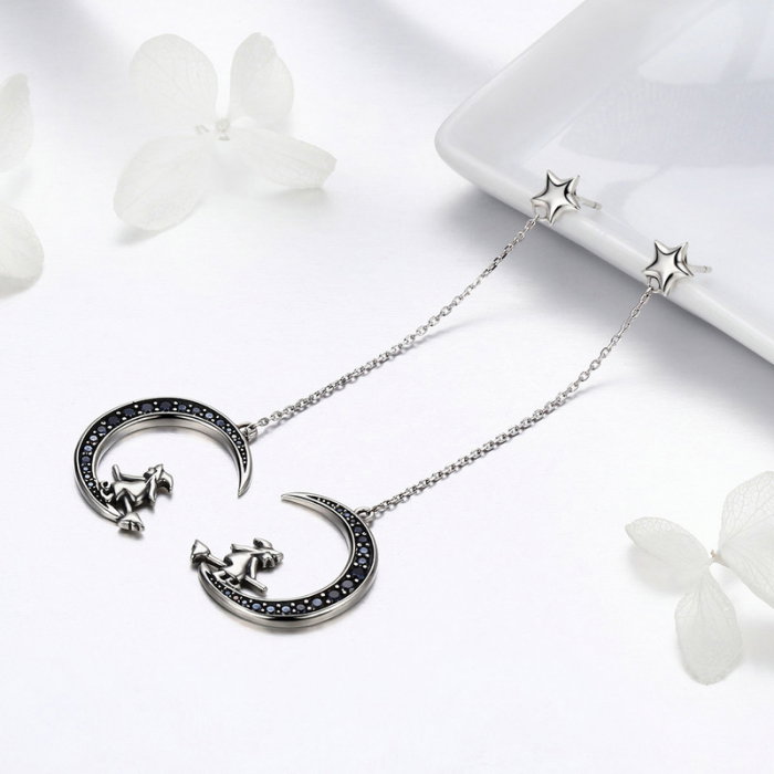 Cercei argint lungi cu semiluna si vrajitoare [3]