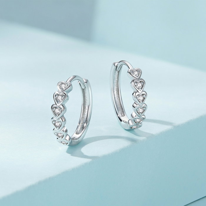 Cercei argint rotunzi cu inimioare si zirconii [5]