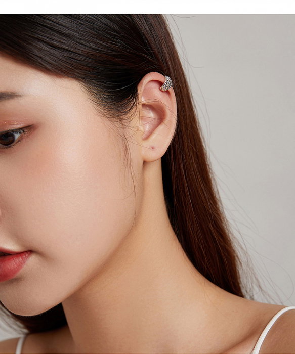 Cercel argint ear cuff cu colti, peste ureche [11]