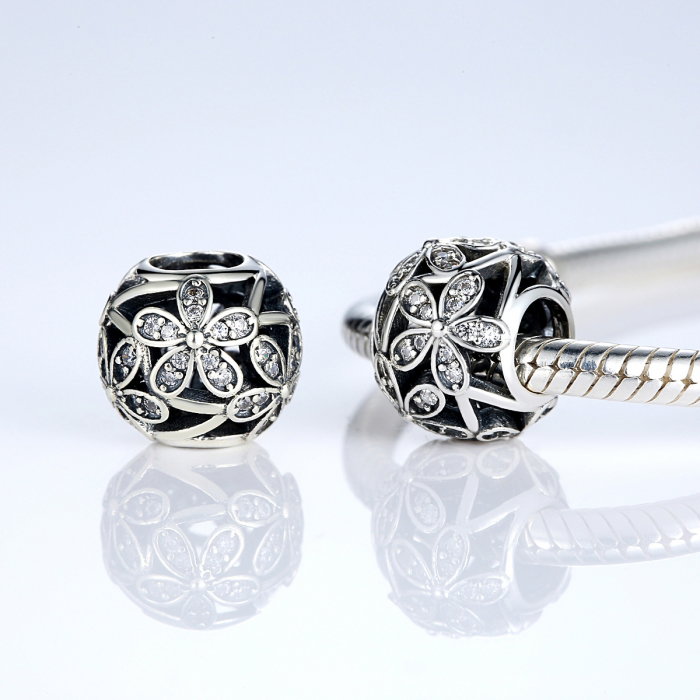 Charm argint 925 cu floricele si zirconii albe - Be Nature PST0014 [3]