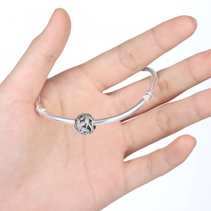 Charm argint 925 cu floricele si zirconii albe - Be Nature PST0014 [2]