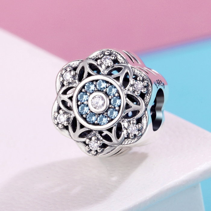 Charm argint 925 cu floricele si zirconii albe si albastre - Be Nature PST0102 [4]
