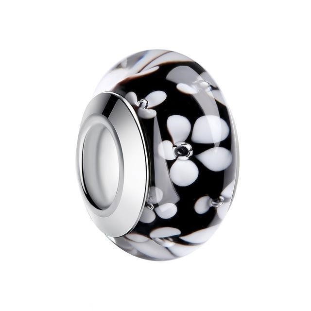 Charm fantezie negru cu flori albe PSTF0007 [1]