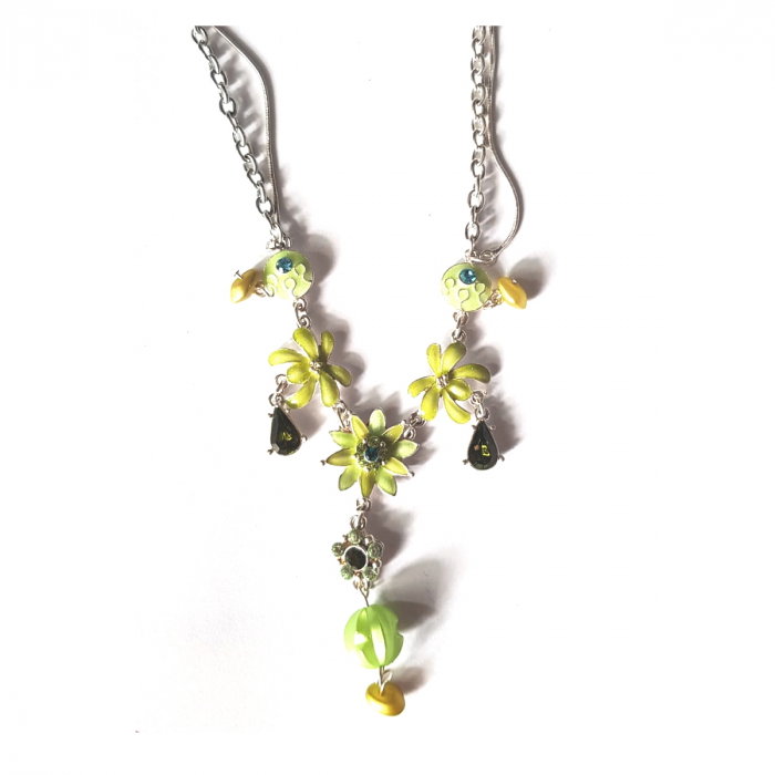 Colier cu floricele si zirconii verzi [2]