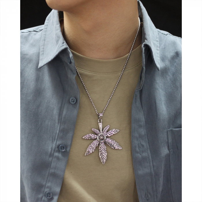 Colier inox frunza de canabis 70 cm [8]