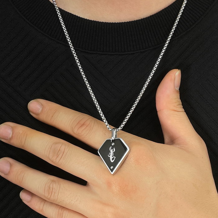 Colier inox Scorpion [11]