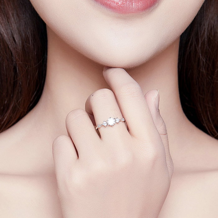 Inel argint elegant cu 5 zirconii [2]