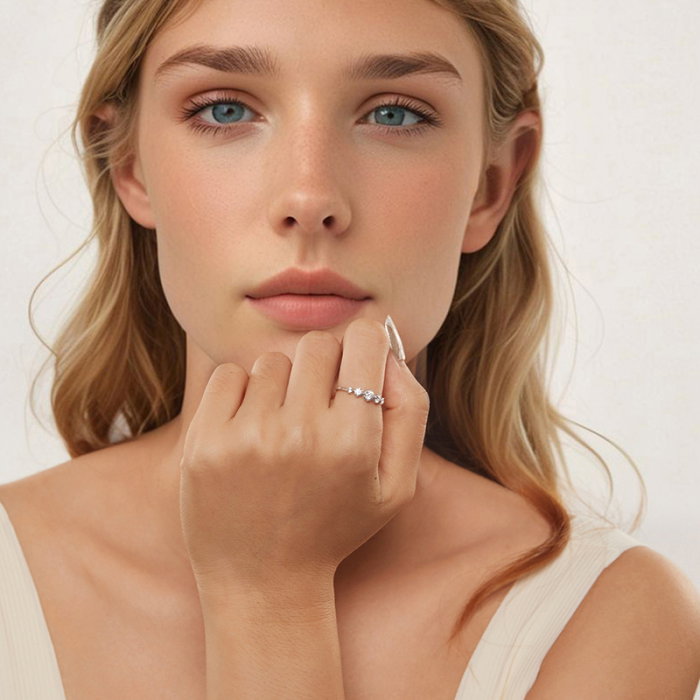 Inel argint cu cinci zirconii [10]