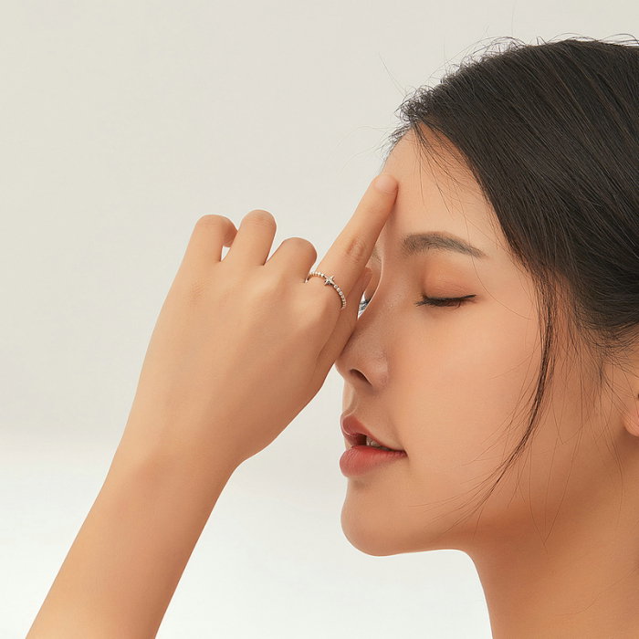 Inel argint reglabil cu steluta si zirconiu [7]