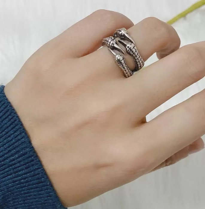 Inel inox biker cu gheara de dragon [4]