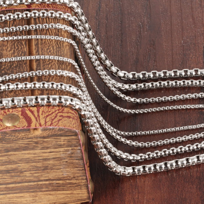 Lant inox argintiu 4 mm x 70 cm [2]