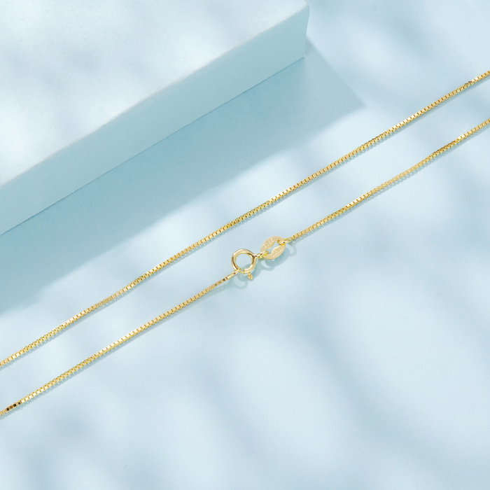 Lantisor argint placat cu aur model cubic [6]