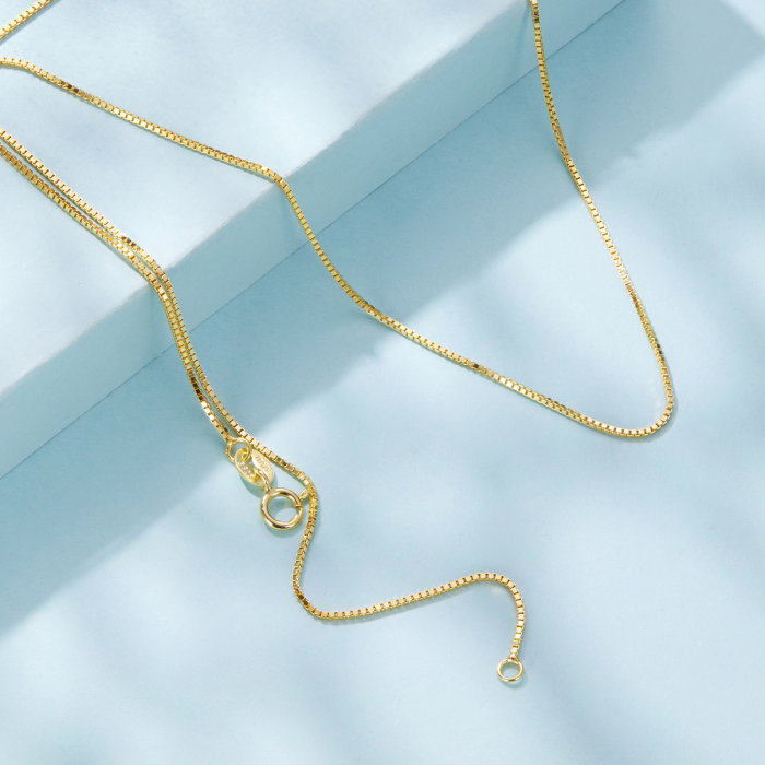 Lantisor argint placat cu aur model cubic [4]