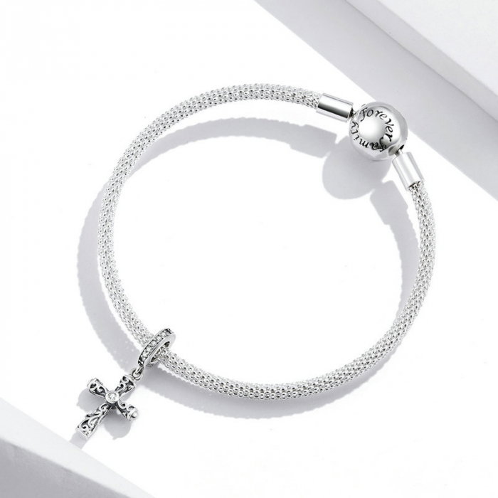 Pandantiv argint cruce cu zirconiu [2]