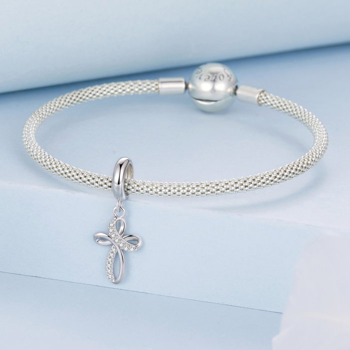 Pandantiv argint cruce cu Zirconia [5]