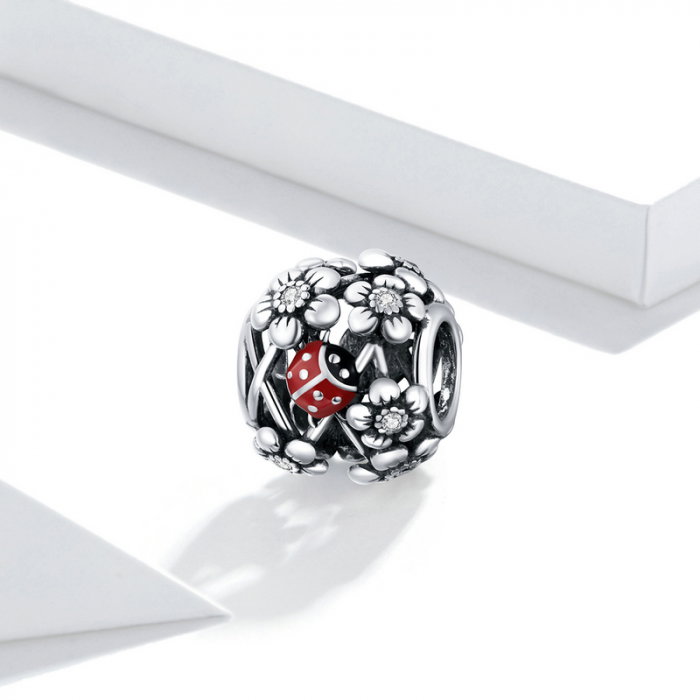 Pandantiv argint cu flori si gargarita [3]