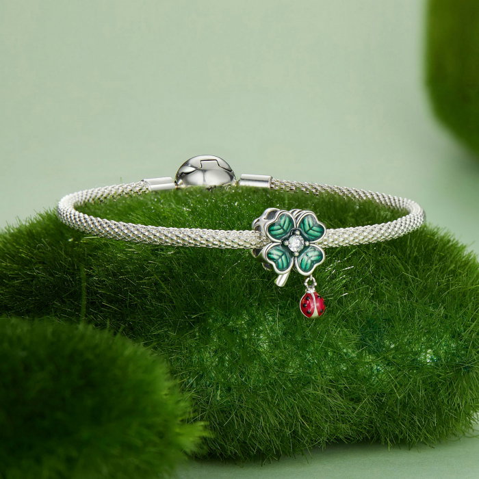 Pandantiv argint cu trifoi cu 4 foi si gargarita [6]