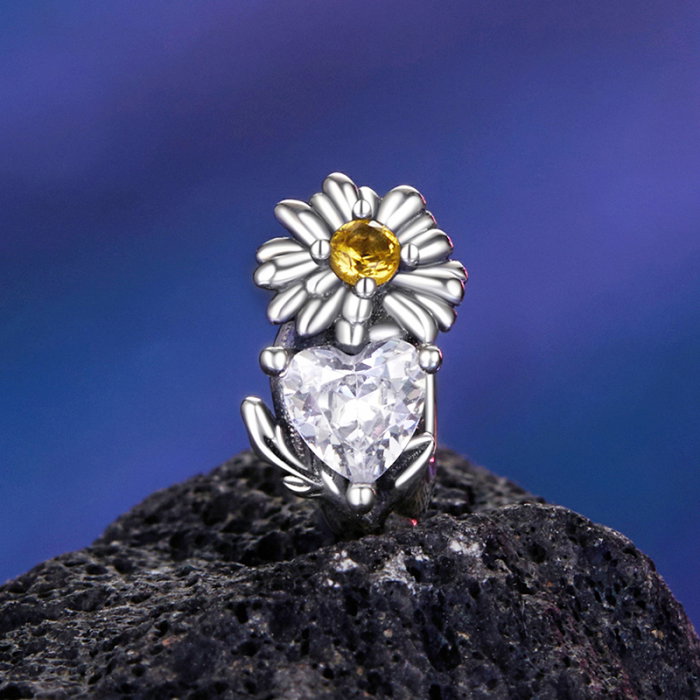 Pandantiv argint cu zirconiu inimioara si margareta [3]