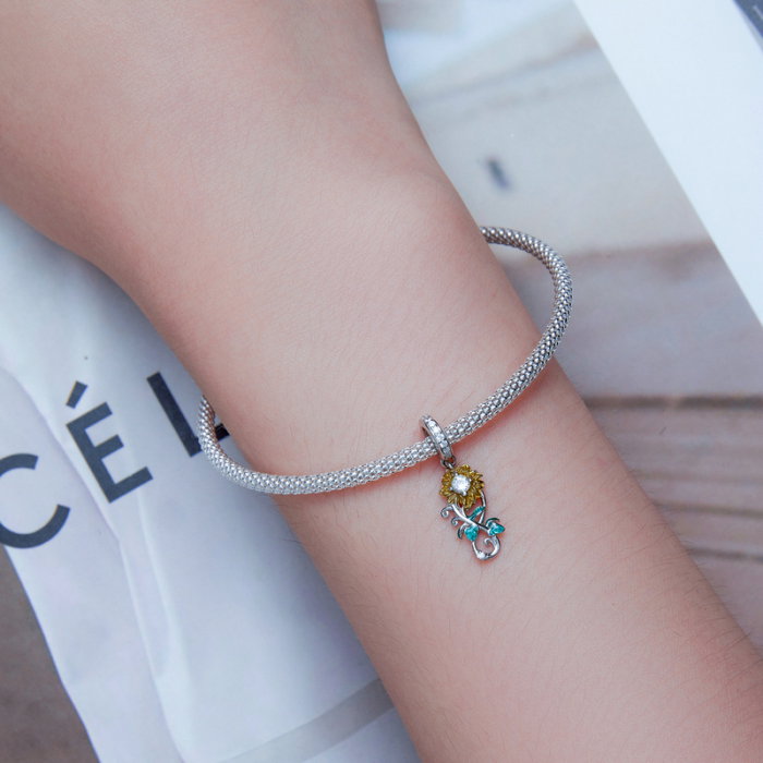 Pandantiv argint floare [5]