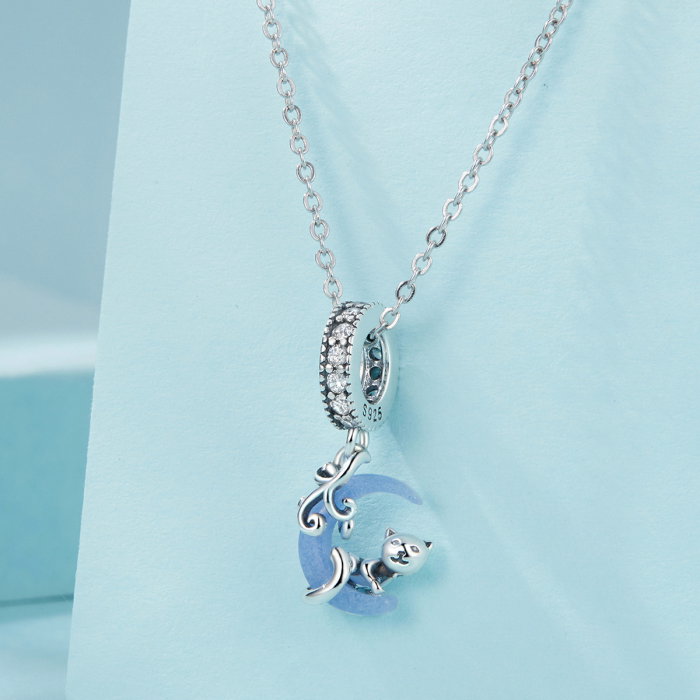 Pandantiv argint fosforescent cu luna si pisicuta [5]