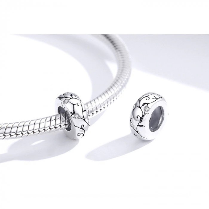 Talisman argint cu model floral si zirconii [3]