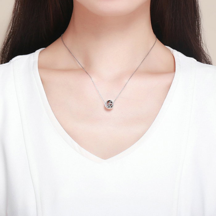 Talisman argint litera C [7]