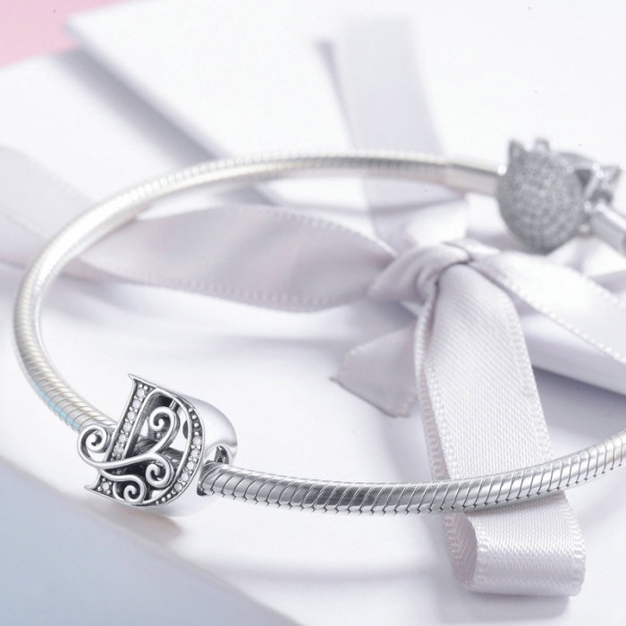 Talisman argint litera D [4]