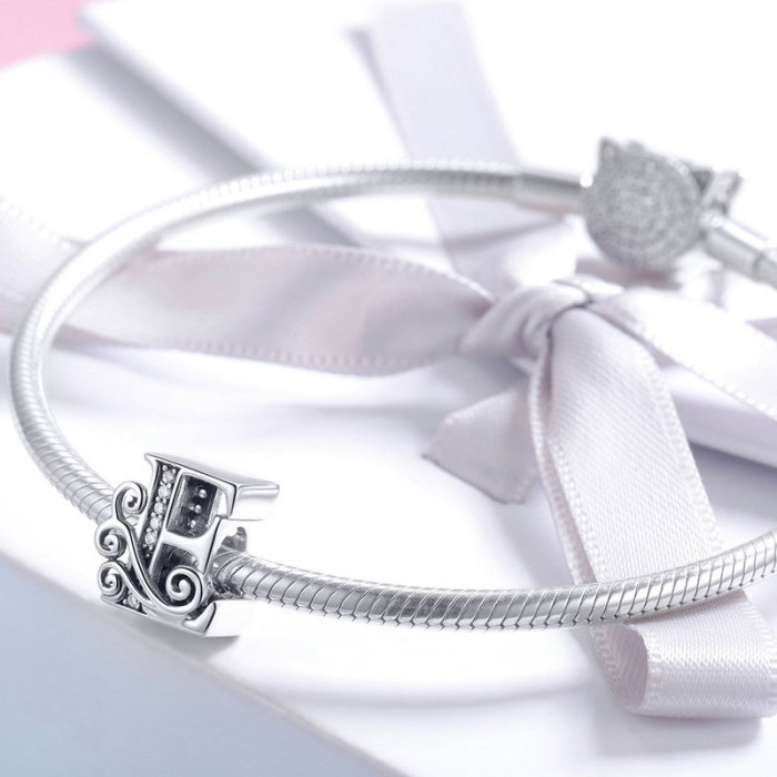 Talisman argint litera E [5]